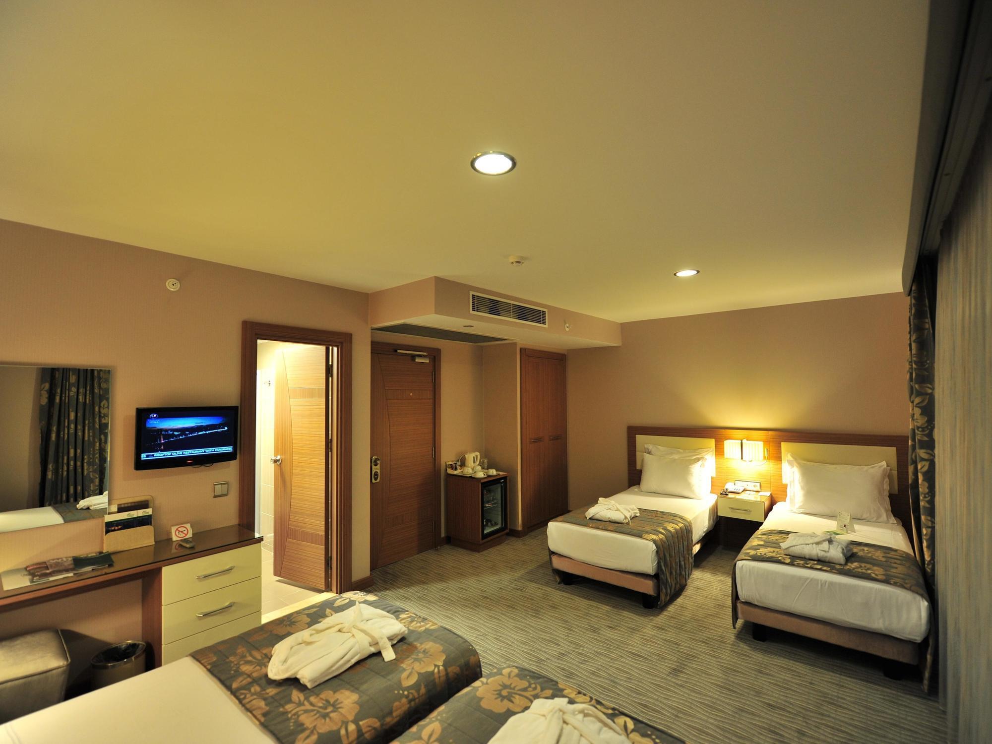 Yasmak Comfort Pensiune 3*